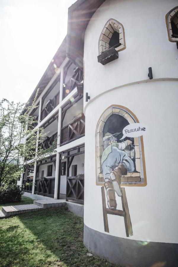 Toschis Station-Motel-Wirtshaus-An Der Autobahn-Bowling Zella-Mehlis Kültér fotó